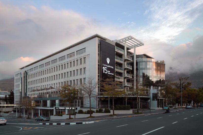 exterior image of The Capital 15 on Orange Hotel in Cape Town